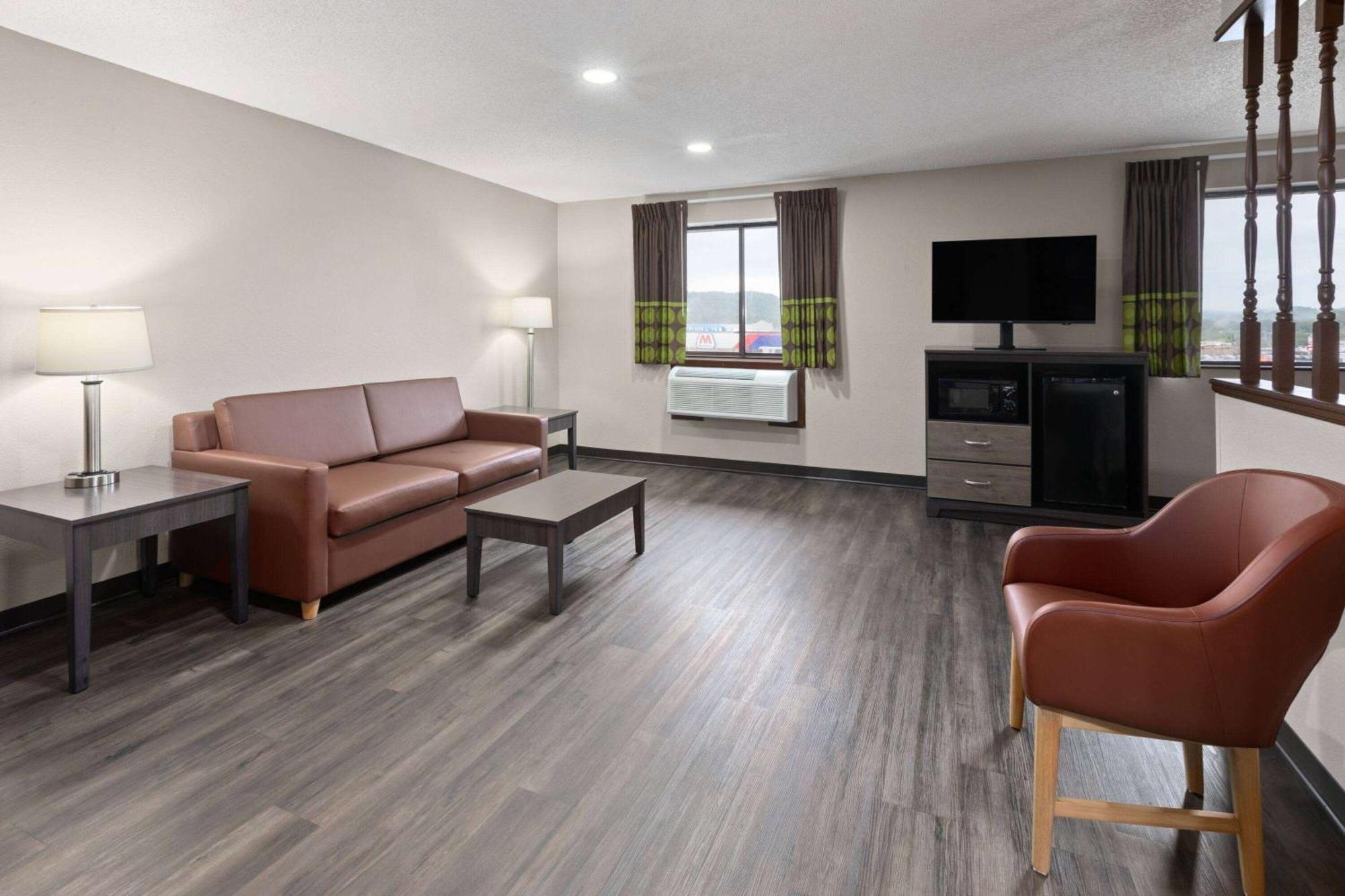 Super 8 By Wyndham Summersville - New River National Park Exterior foto